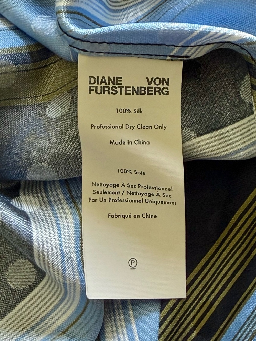 Diane Von Furstenberg 100% Silk Wrap Mini Dress Size 2 - Picture 11 of 17